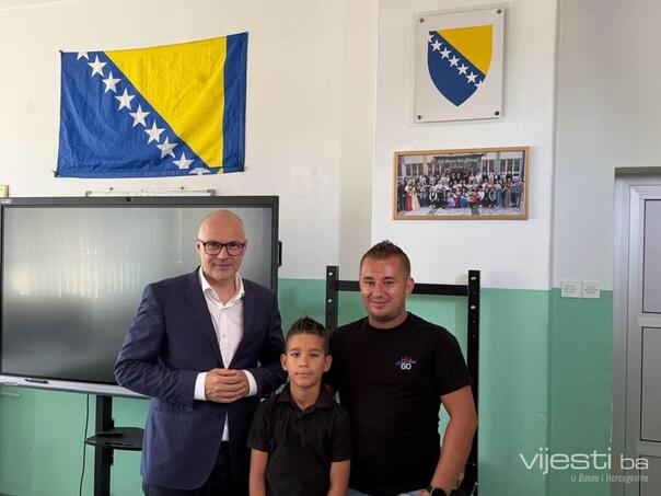 U tuzlanske škole se vratilo 177 učenika iz inostranstva: "Moja kuća je u Bosni"