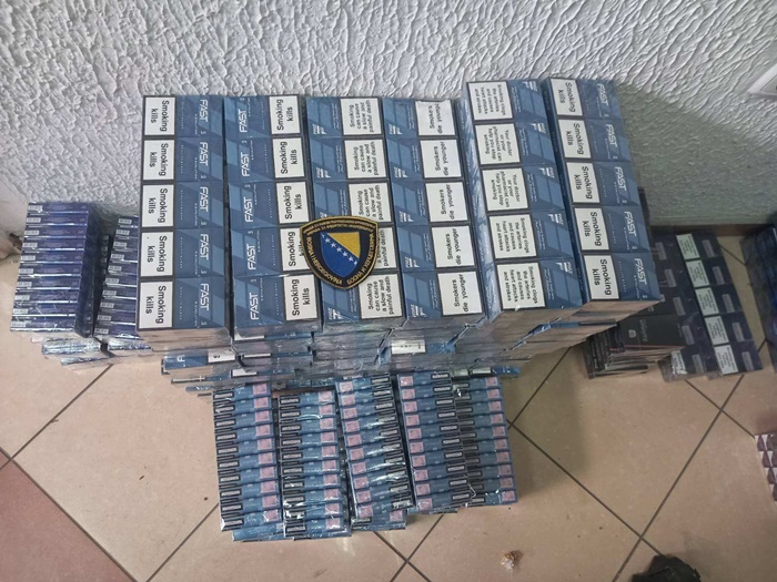 U Tuzli oduzeta veća količina duhana i cigareta obilježenih markicom Kosova