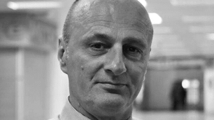 U Tuzli preminuo ugledni doktor Adnan Burina