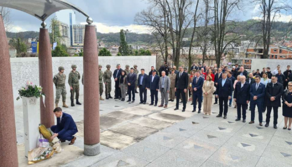 U Tuzli obilježen Dan Armije Republike Bosne i Hercegovine