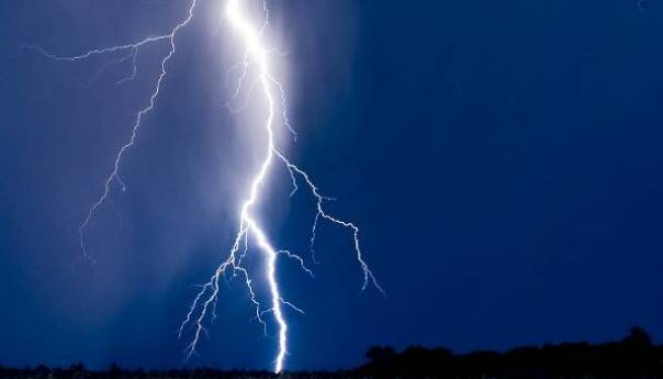 U udarima groma poginulo 907 Indijaca ove godine