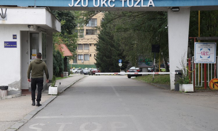 U UKC-u Tuzla hospitaliziran 161 pacijent, kliničke slike sve teže