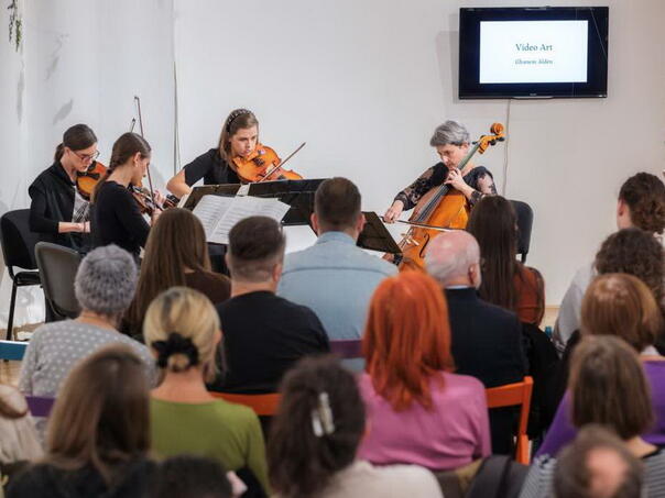 U Umjetničkoj galeriji BiH koncert "Muzikom kroz izložbu", umjetnost kao otpor i svjedočanstvo