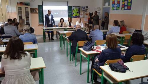 U USK formiran tim za krizne situacije u školama