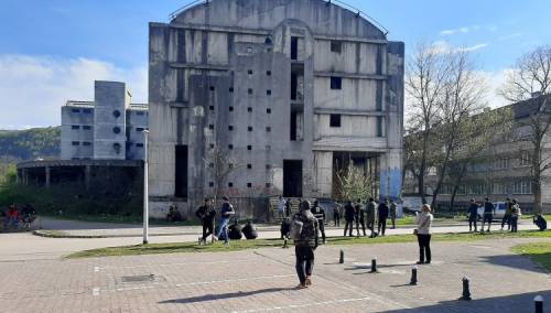 U USK trenutno van zvaničnih centara boravi više od 2. 400 migranata