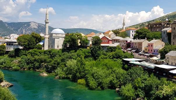 U većem dijelu BiH jutro sunčano, tokom dana nestabilno sa pljuskovima i grmljavinom