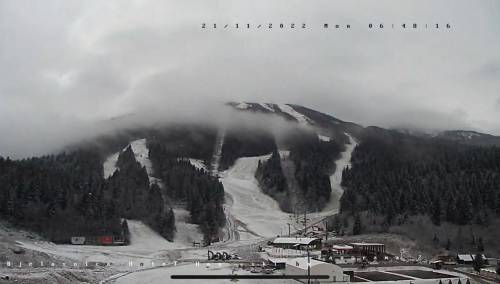 U većem dijelu Bosne kiša, lokalno i u Hercegovini, na planinama snijeg