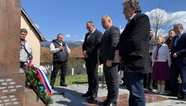 U Višegradu dan 'ruskih dobrovoljaca': Pop pozvao na 'vraćanje duga' Rusima