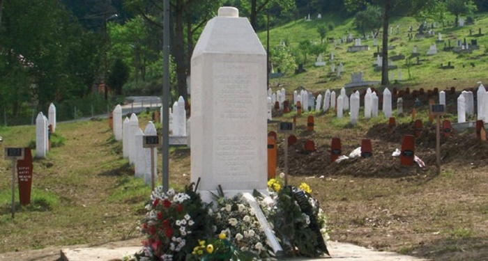 U Višegradu kolektivna dženaza za osam žrtava