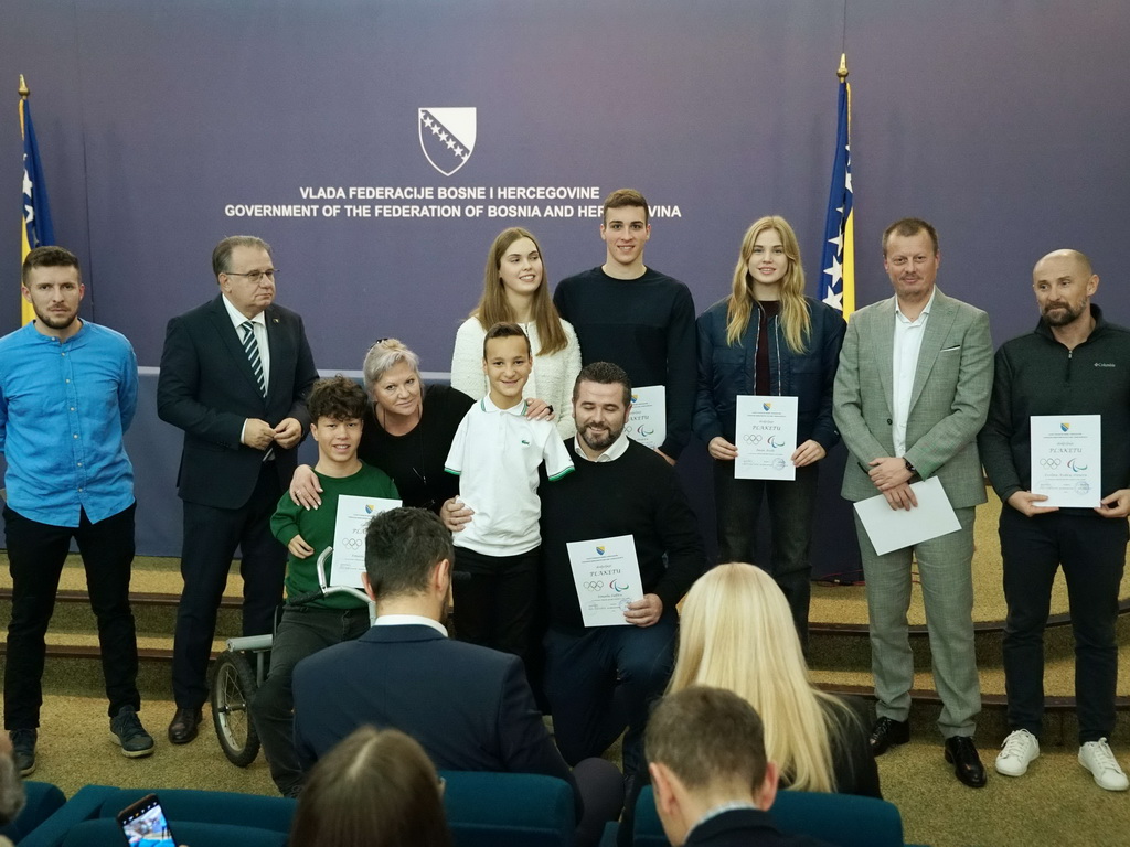U Vladi FBiH uručene nagrade najboljim sportistima BiH
