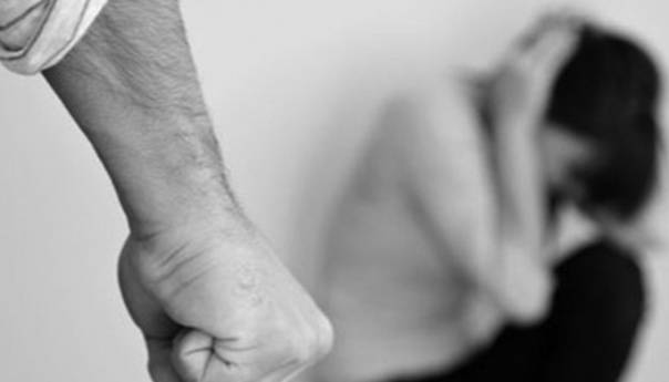 U vrijeme izolacije raste opasnost od nasilja prema ženama i djeci
