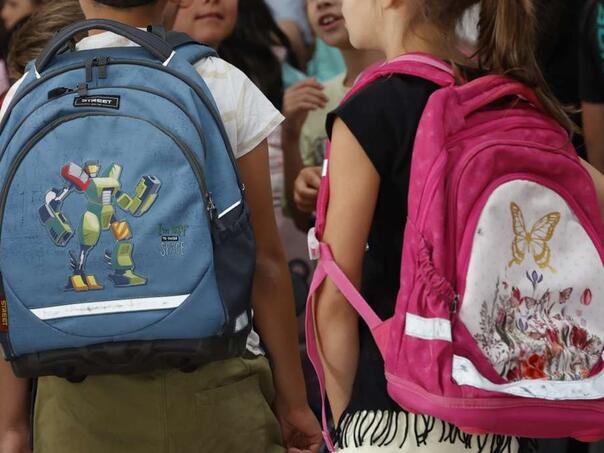 U vrtiće i škole u KS danas ulazi više od 60.000 djece