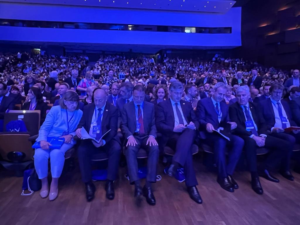 U Zagrebu počeo veliki sabor HDZ-a