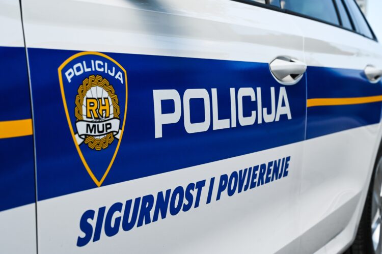 U Zagrebu ubijena žena, policija na terenu