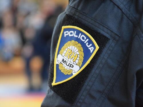 U Zagrebu uhapšena trojica lažnih policajaca