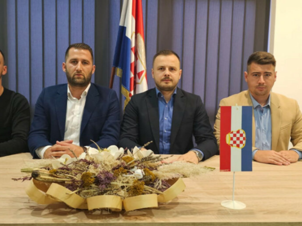 U ZDK 14 članova kantonalnog odbora napustilo HDZ