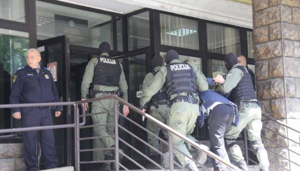 U ZDK-u i Hercegovini uhapšeno 26 osoba, za četiri se osobe traga