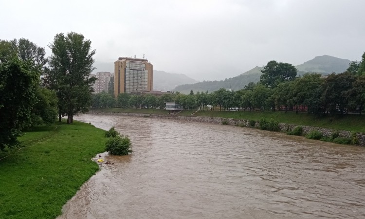U ZDK-u nema klizišta i izlijevanja rijeka, u padu vodostaj Stupčanice