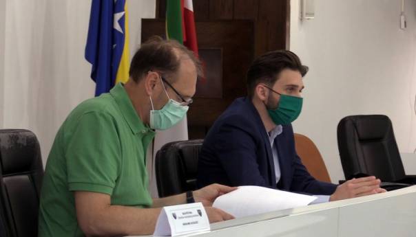 U ZDK-u raspodijeljene hirurške maske koje je donirala Vlada Malezije