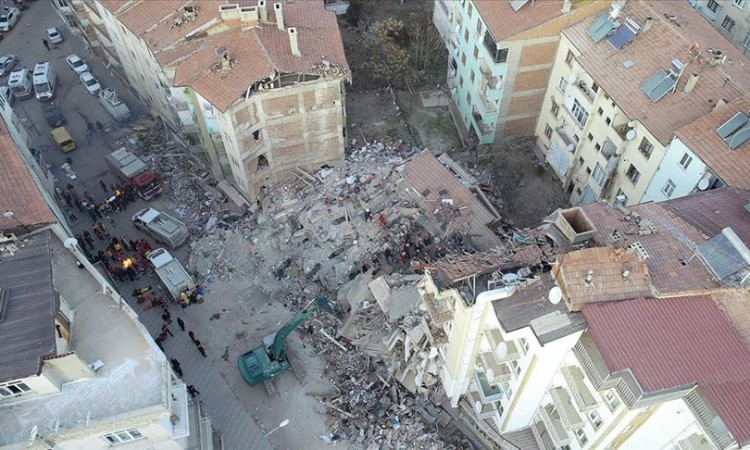 U potresu na istoku Turske poginulo je 39 osoba, povrijeđeno 1.607