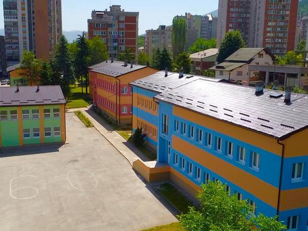 U Zenici prekinuta nastava u školama, uvodi se online model