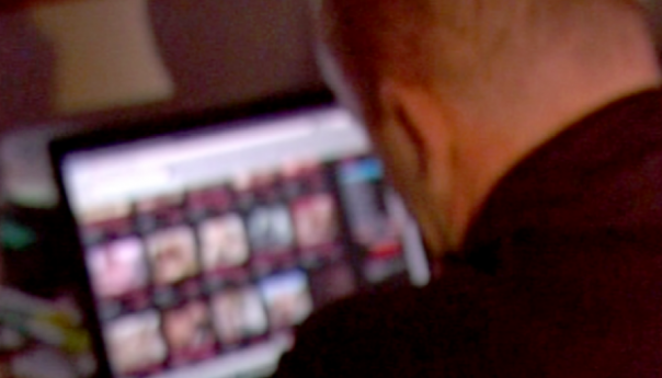 Osumnjičen da je putem Instagrama prinuđivao maloljetnice na snimanje pornografije