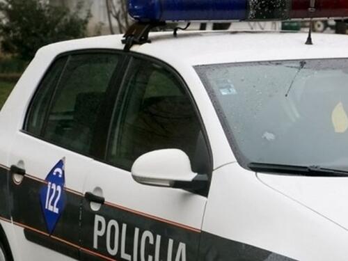 U Zenici uhapšena jedna osoba, pronađena automatska puška i 60 komada municije