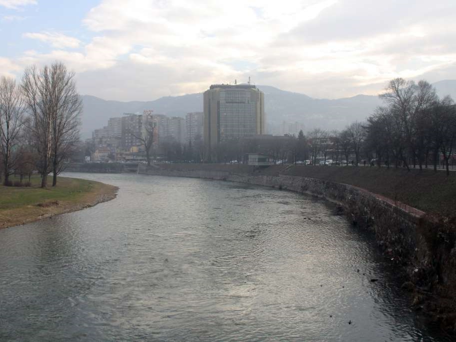 U zeničkom parku pronađeno tijelo 67-godišnjeg muškarca