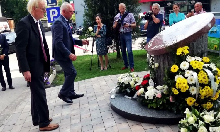 U Žepču otvoreno zajedničko spomen-obilježje civilnim žrtvama rata