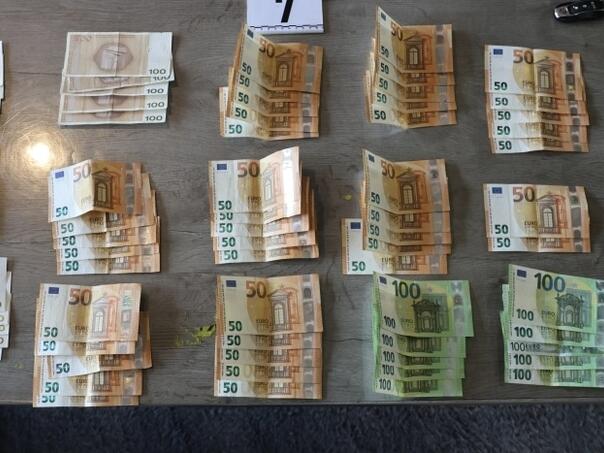 U Živinicama uhapšen dvojac zbog kamatarenja