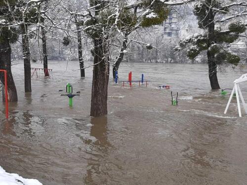 U Zvorniku proglašena vanredna situacija
