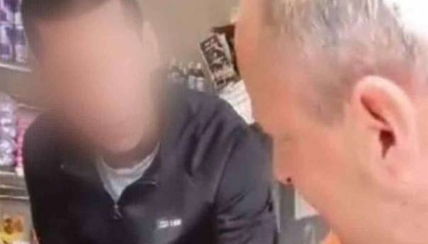 Ubio se mladić koji je ismijavan dok se prijavljivao na posao