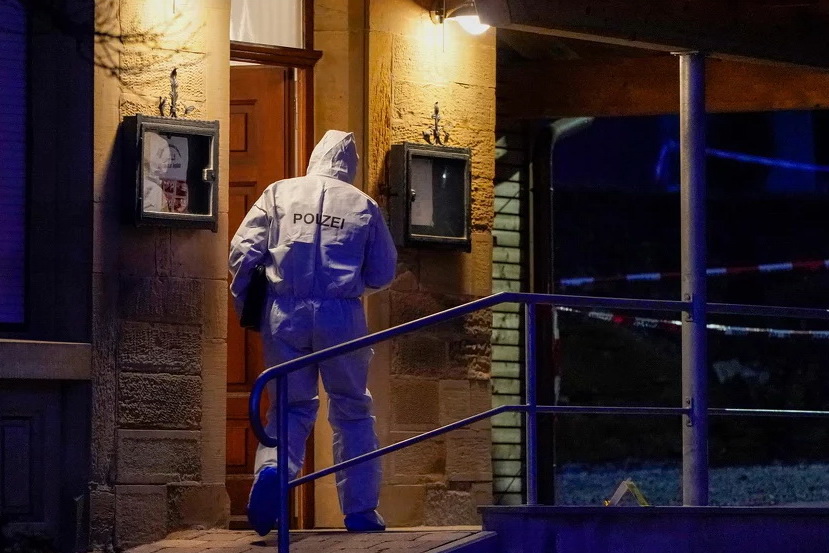 Ubio šest članova svoje porodice pa se predao