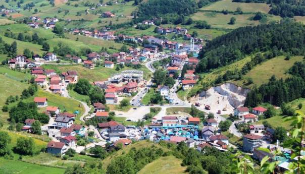 Ubistvo i samoubistvo u Bužimu, jedna osoba teško ranjena