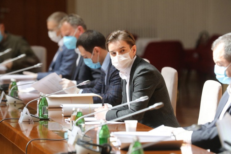 Ublažene mjere za penzionere, otvaraju se pijace i radnje