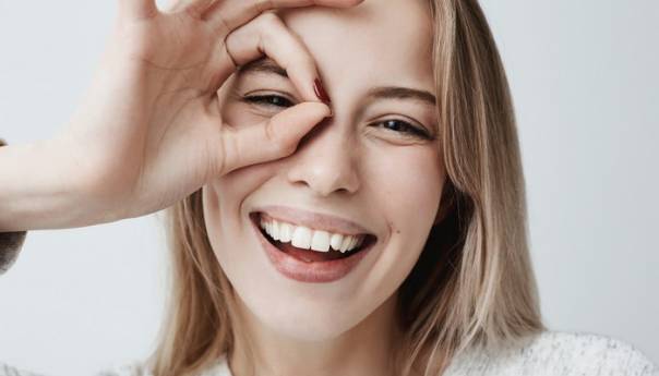 Ublažite podočnjake sa samo dva sastojka iz kuhinje