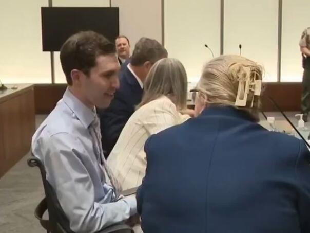 Ubica Charlieja Kirka prvi se put pojavio na sudu