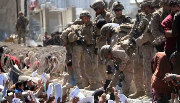 Ubrzana evakuacija iz Kabula, 5.200 vojnika osigurava aerodrom