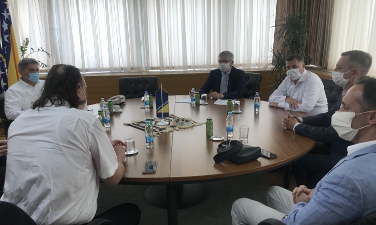 Ubrzati aktivnosti na donošenju reformskih zakona