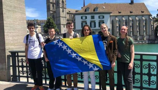 Učenici iz BiH ostvarili historijski uspjeh na Međunarodnoj matematičkoj olimpijadi