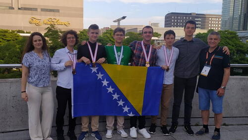 Učenici iz BiH osvojili srebro i četiri bronzane medalje na matematičkoj olimpijadi u Japanu