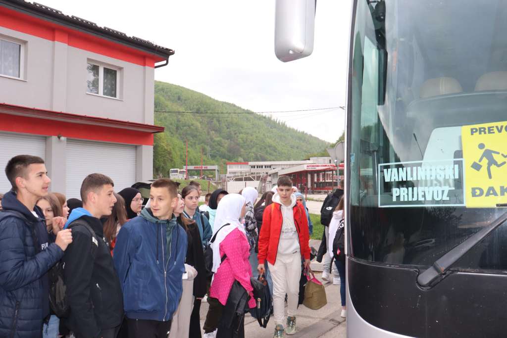 Učenici iz Novog Travnika u posjeti Srebrenici