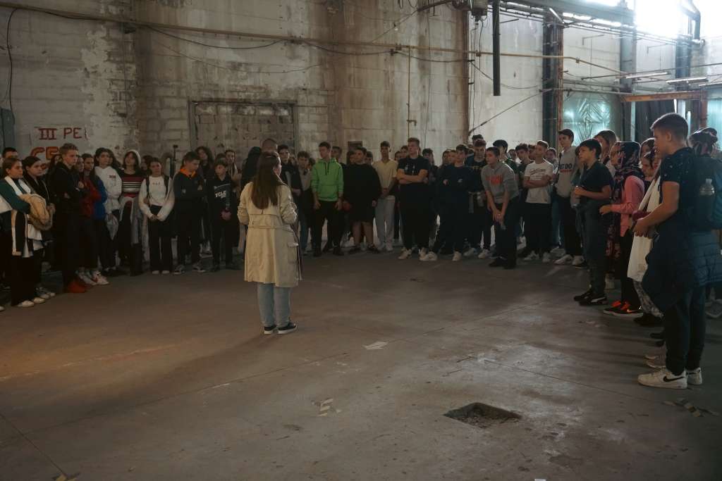 Učenici sarajevskih srednjih škola posjetili Memorijalni centar Srebrenica