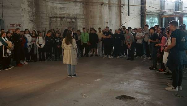 Učenici sarajevskih srednjih škola posjetili Memorijalni centar Srebrenica