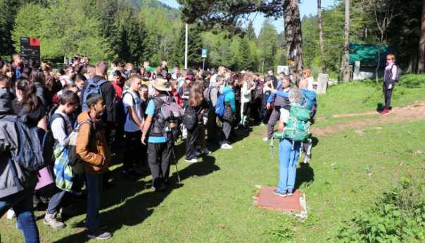 Učenici sedmog razreda osnovnih škola u KS danas osvajaju Trebević