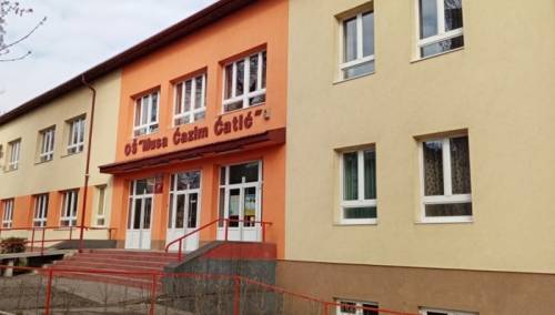 Učenici u ZDK-a nastavu počinju u školskim klupama