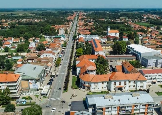 Učenik ispao kroz prozor škole u Srbiji