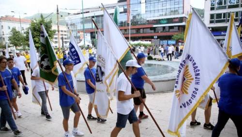 Učesnici manifestacije 'Odbrana BiH – Igman 2021' prodefilovali Sarajevom