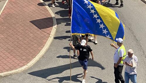 Učesnici Marša mira iz Žepe prošli kroz Srebrenicu