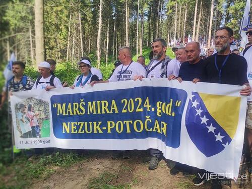 Učesnici 'Marša mira' krenuli na put dug 100 kilometara